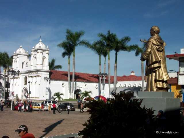 busy plaza in tapachula