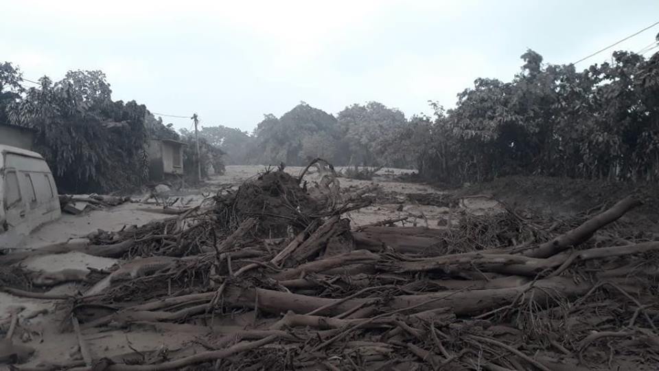 the main road from Antigua to the coast was impassable